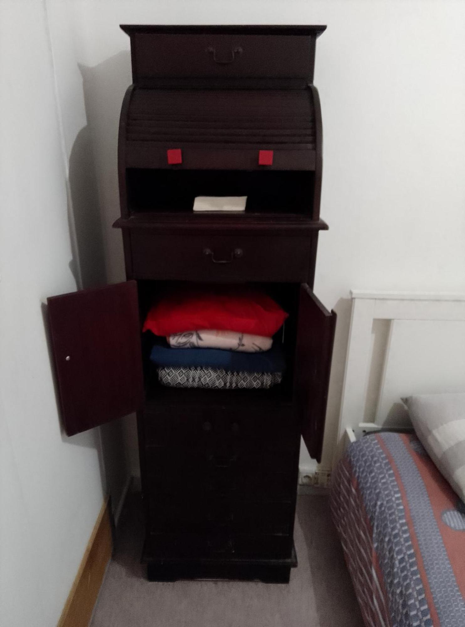 Guesthouse Familial Pour 2,3,4 Personnes De 44M2- Accessible Handic -Rez De Chaussee-Vues Sur Rue Et Patio Prive - Sejour, Chambre Separee-Cuisine,Salle De Bain,Lit Double Et Canape-Lit 2Pers-Entree De La Rue Berzelius-5 Minutes Du Metro Brochant-Lig ปารีส ภายนอก รูปภาพ